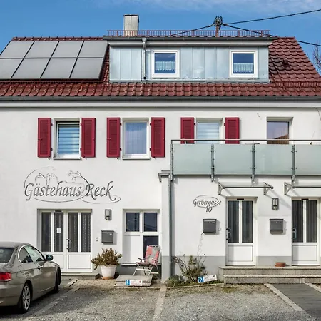 Reck Apartment