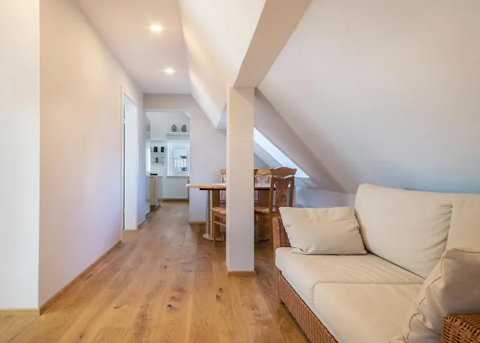 Reck Διαμέρισμα *